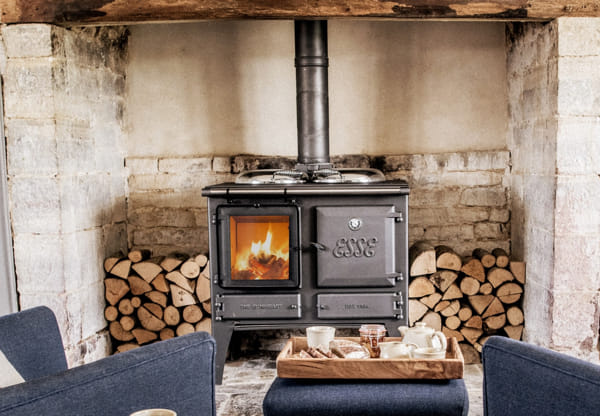 esse ironheart river cottage 4