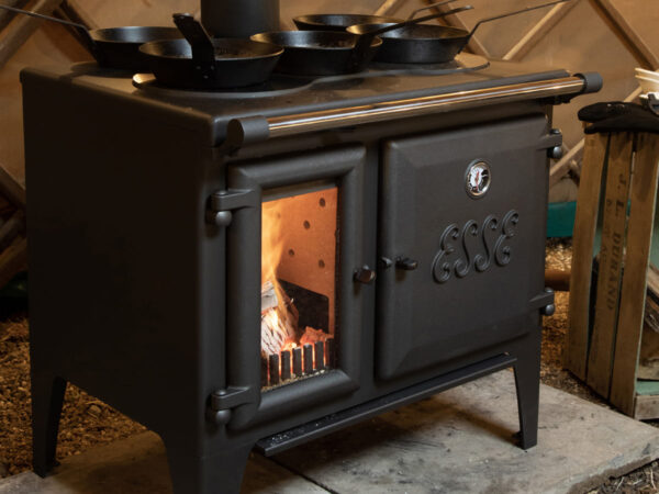 esse lightheart closeup angled hut