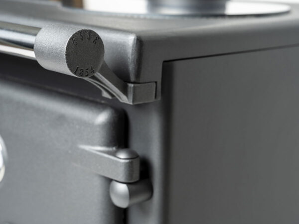 esse lightheart towel rail end